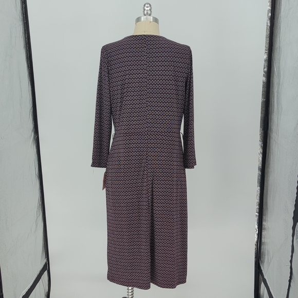01380 Ann Taylor Geometric Knit Dress Maroon M preppy Business casual office - Picture 2 of 5